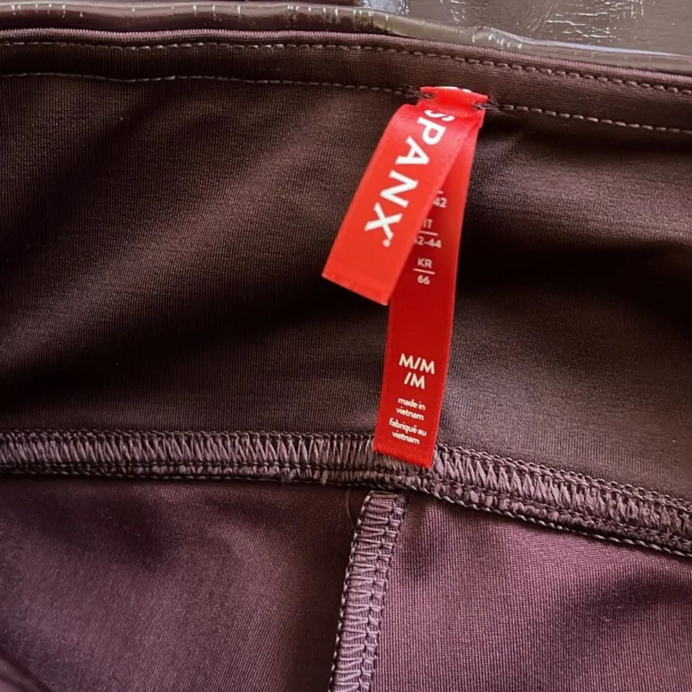 Spanx | Faux patent Leatherr leggings - Picture 8 of 9